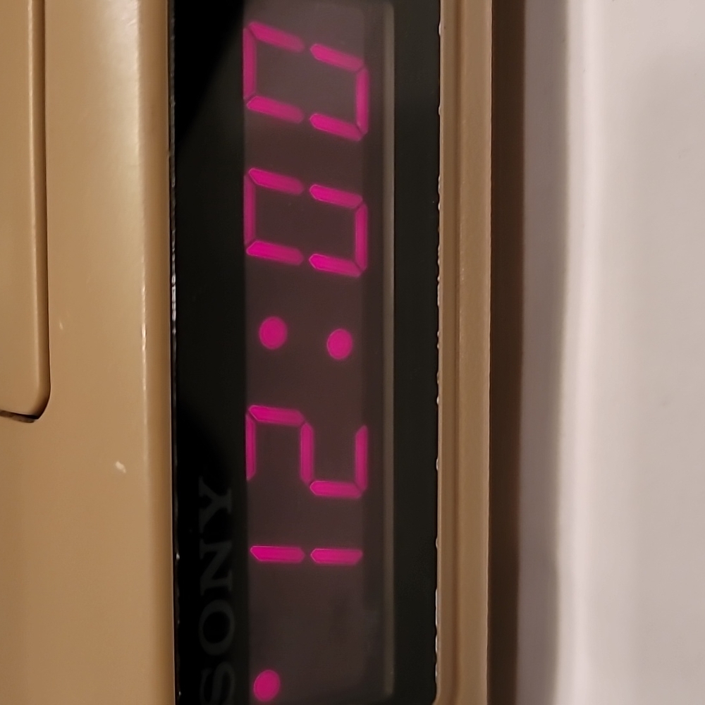 Digital Clock Radio Sony Dream Machine alarm battery backup vintage